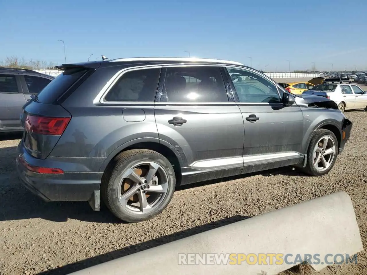 3 Photograph of a damaged car WA1MAAF73KD028745 AUDI Q7 2019