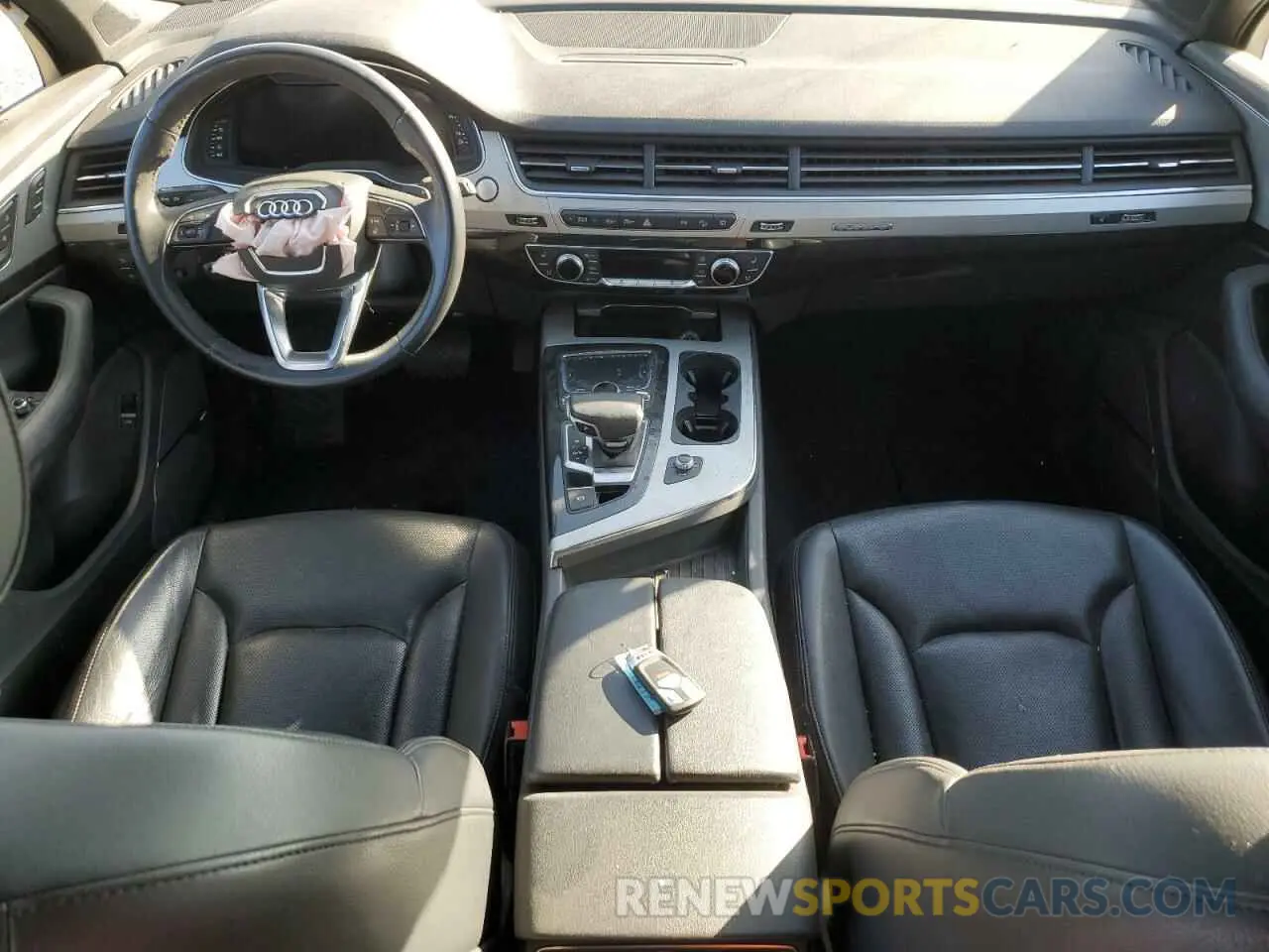 8 Photograph of a damaged car WA1MAAF73KD028745 AUDI Q7 2019
