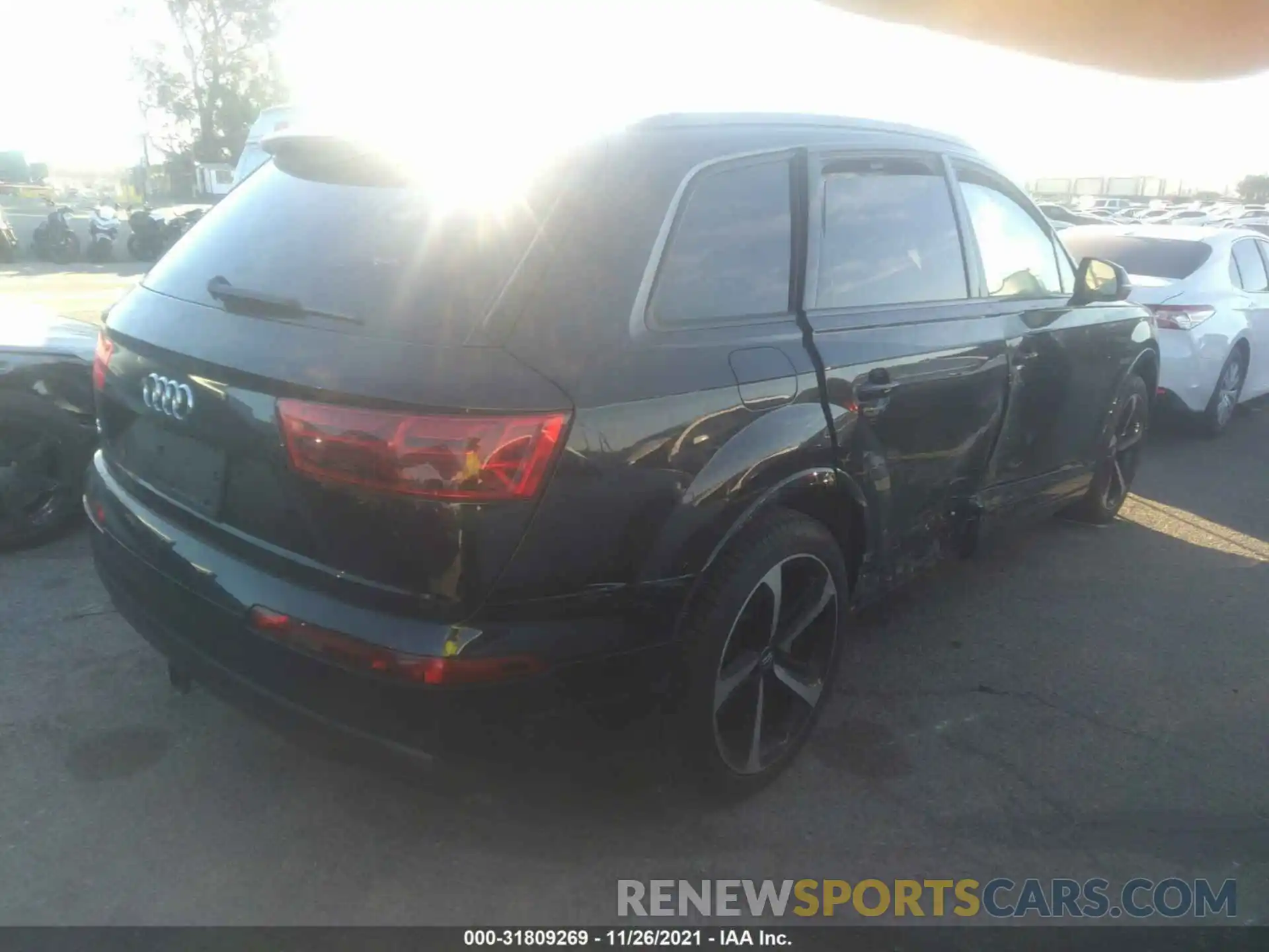 4 Photograph of a damaged car WA1VAAF70KD001426 AUDI Q7 2019