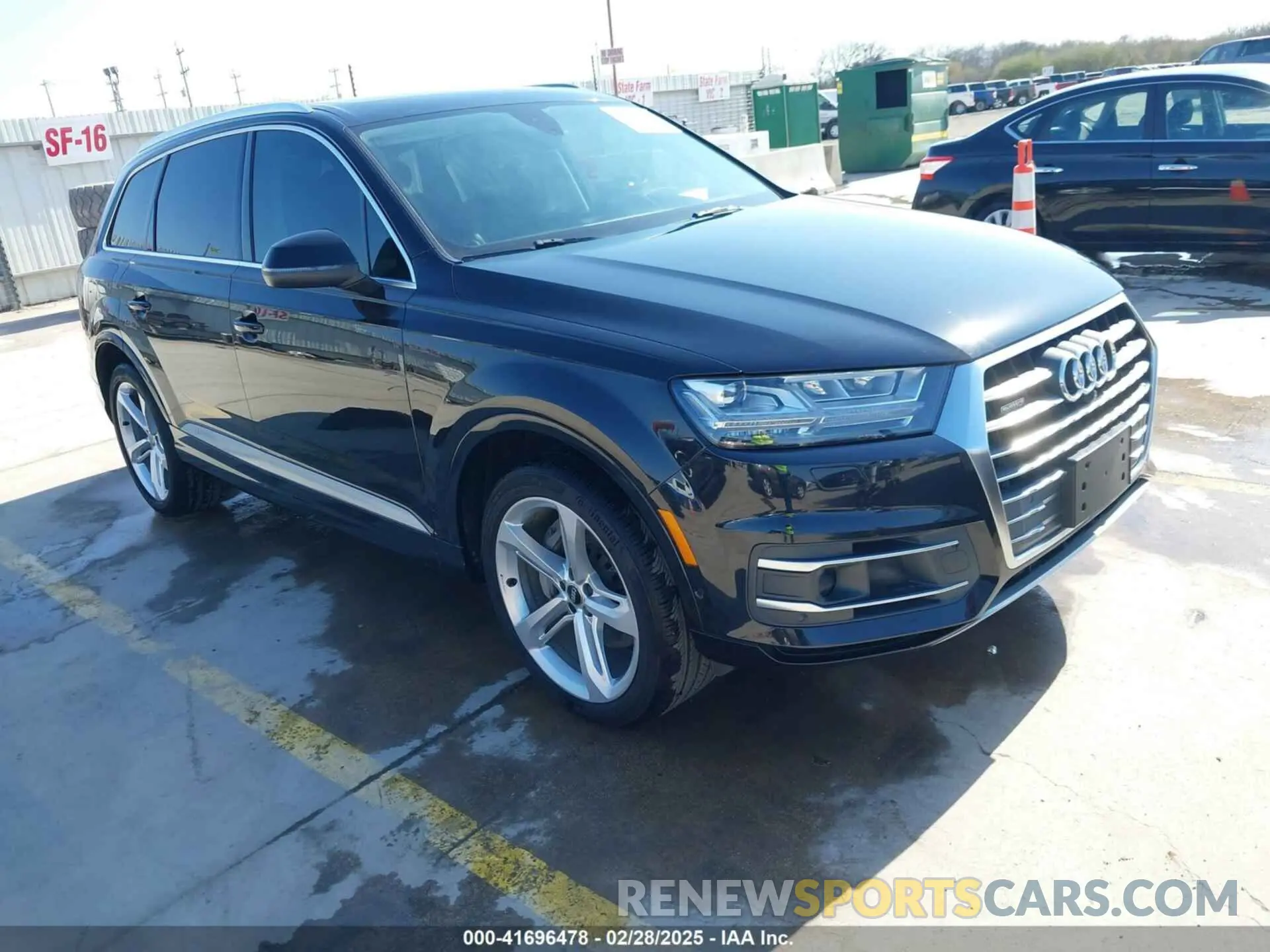 1 Photograph of a damaged car WA1VAAF70KD003824 AUDI Q7 2019