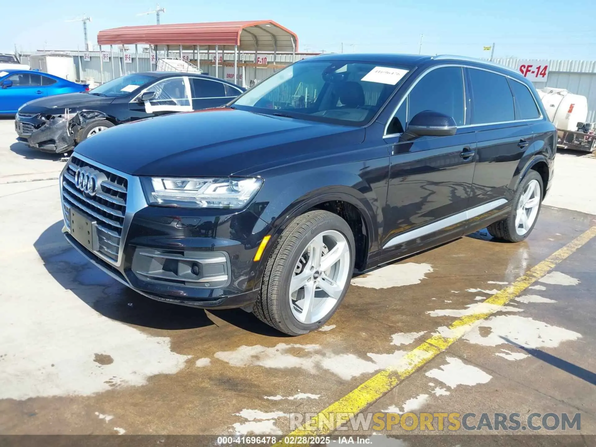 2 Photograph of a damaged car WA1VAAF70KD003824 AUDI Q7 2019