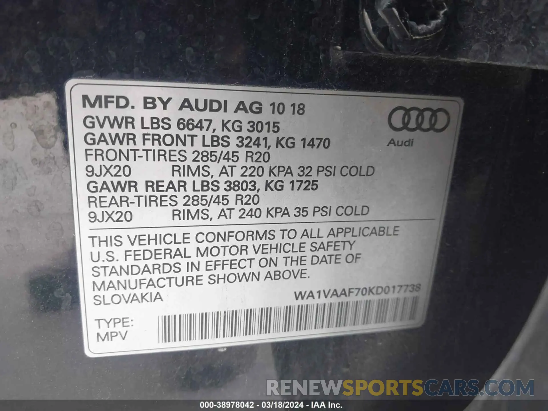 9 Photograph of a damaged car WA1VAAF70KD017738 AUDI Q7 2019