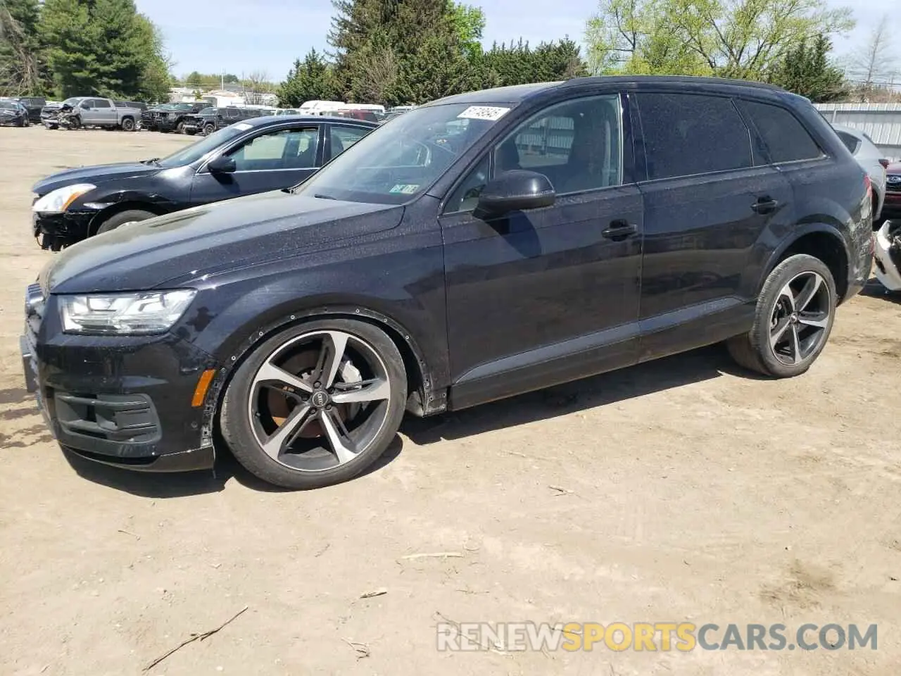 1 Photograph of a damaged car WA1VAAF70KD019828 AUDI Q7 2019