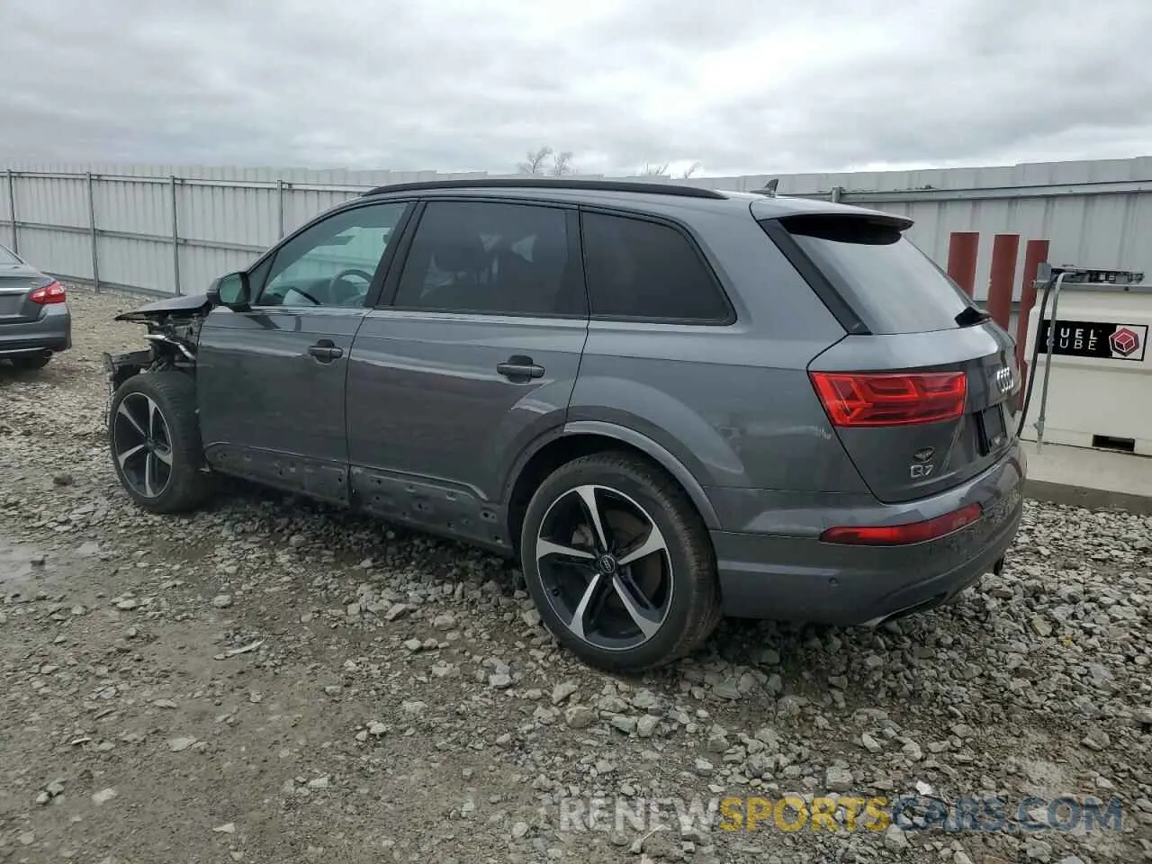 2 Photograph of a damaged car WA1VAAF70KD033762 AUDI Q7 2019