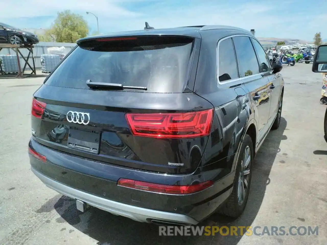 4 Photograph of a damaged car WA1VAAF70KD034782 AUDI Q7 2019