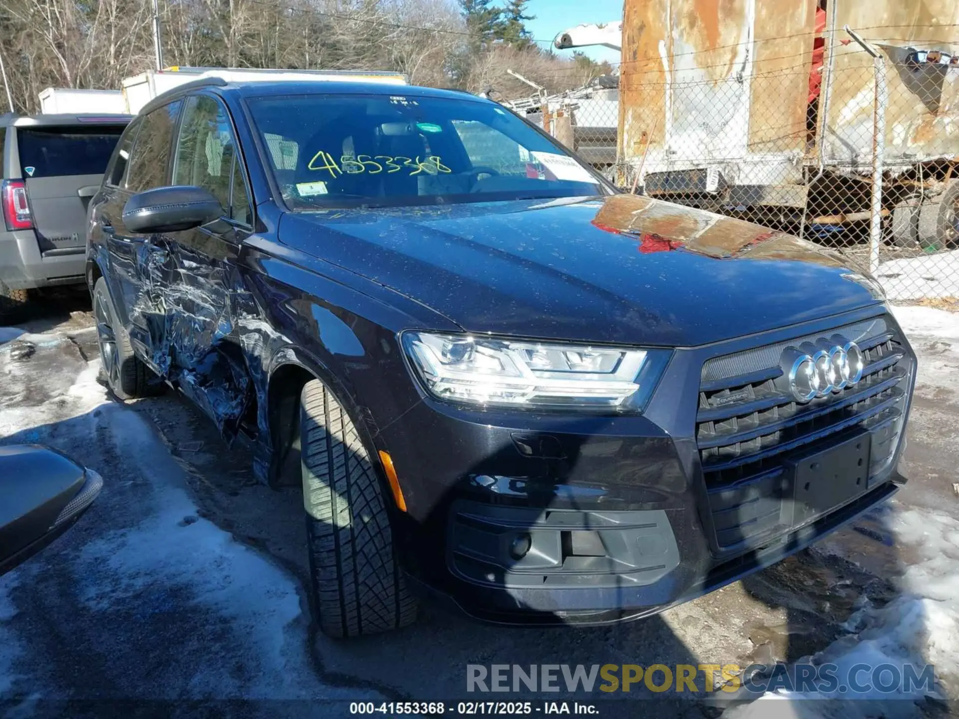1 Photograph of a damaged car WA1VAAF70KD049749 AUDI Q7 2019