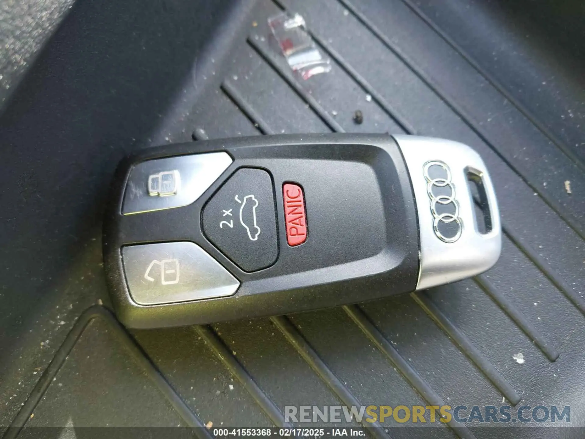 11 Photograph of a damaged car WA1VAAF70KD049749 AUDI Q7 2019