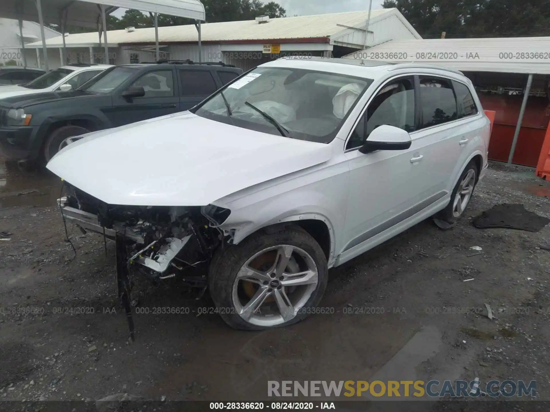 2 Photograph of a damaged car WA1VAAF71KD020342 AUDI Q7 2019