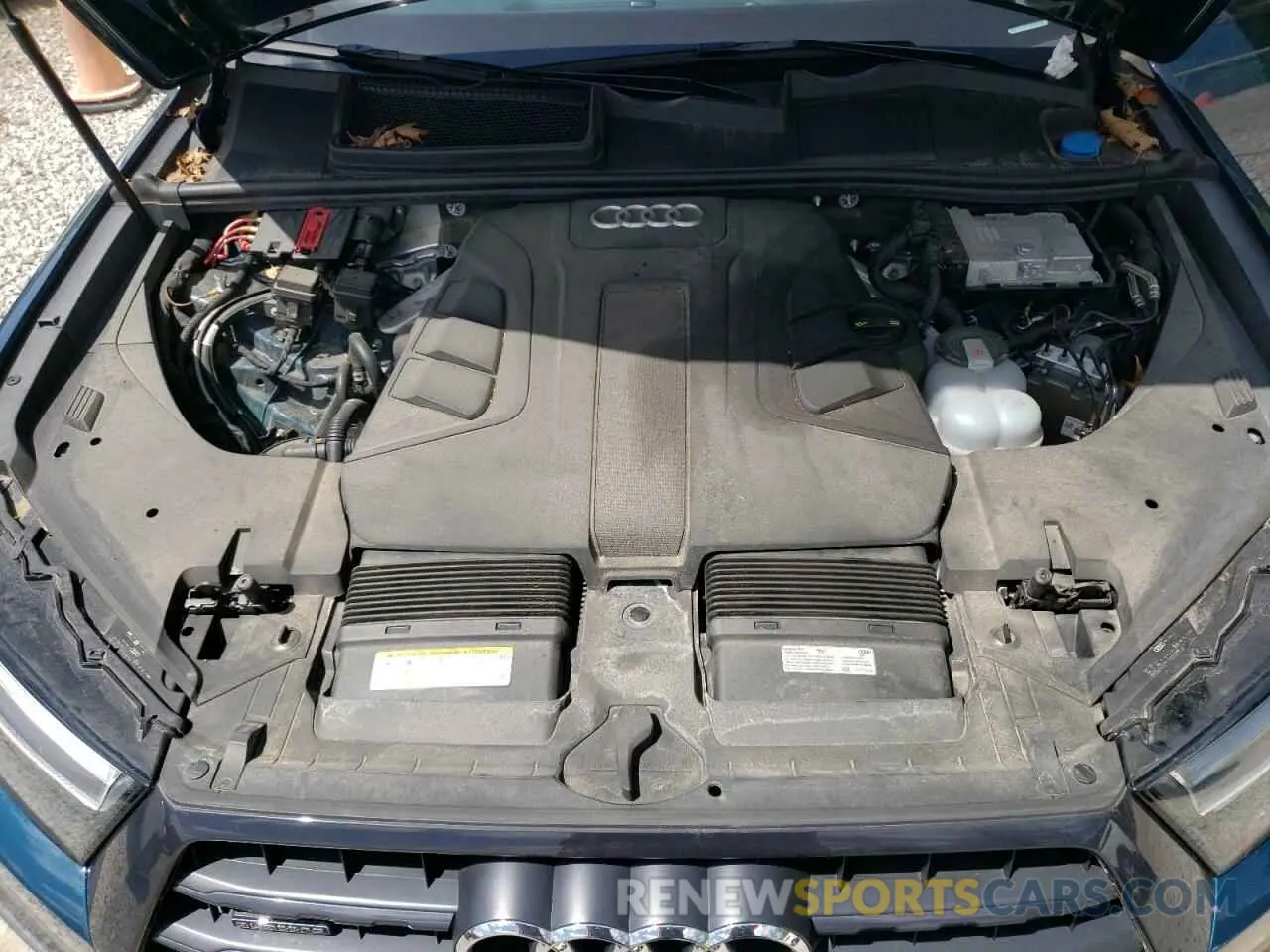 12 Photograph of a damaged car WA1VAAF71KD033298 AUDI Q7 2019