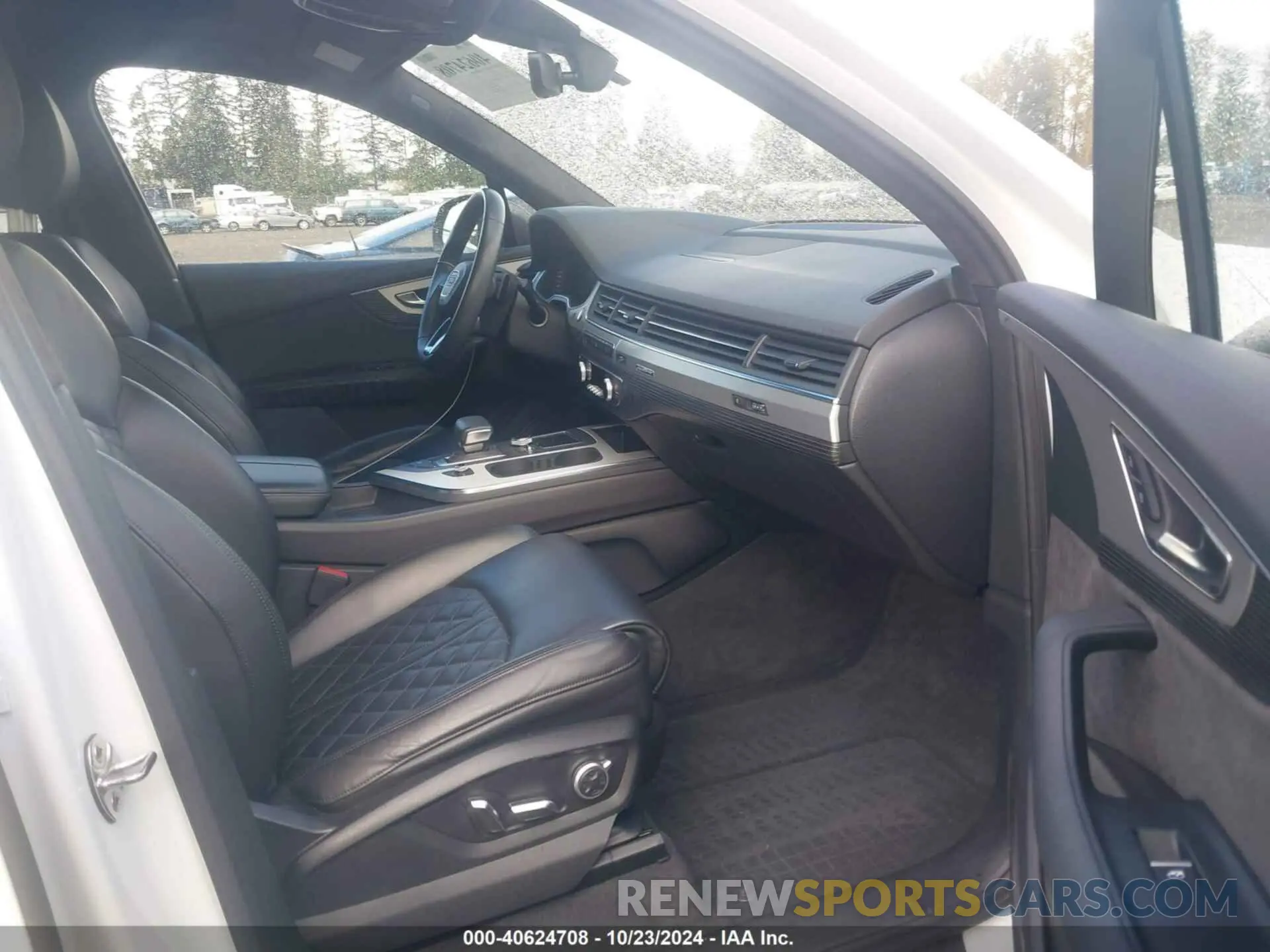 5 Photograph of a damaged car WA1VAAF71KD033365 AUDI Q7 2019