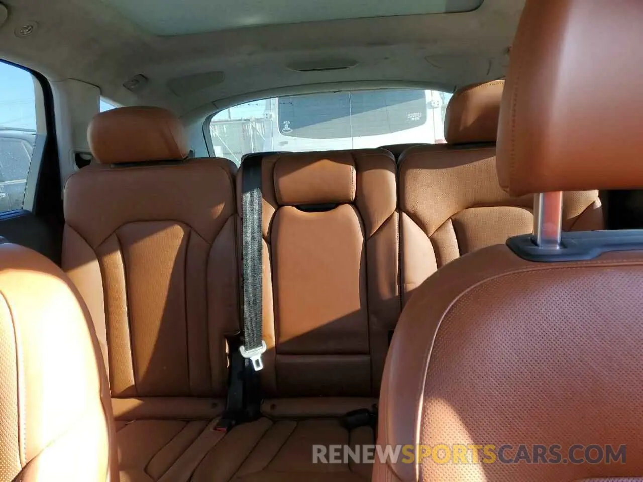 10 Photograph of a damaged car WA1VAAF71KD036508 AUDI Q7 2019
