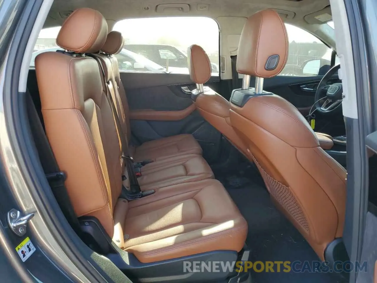 11 Photograph of a damaged car WA1VAAF71KD036508 AUDI Q7 2019