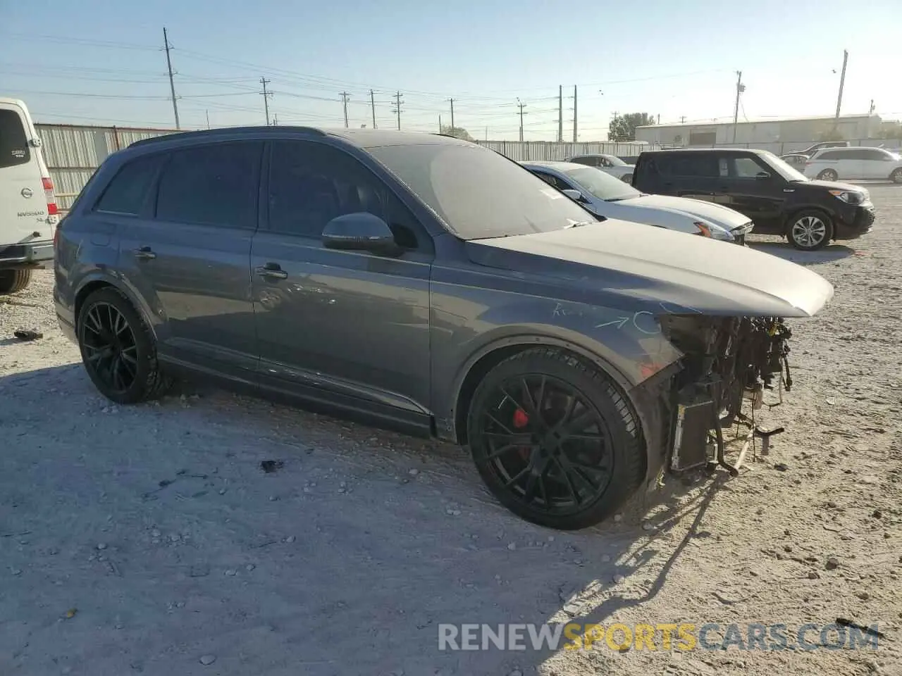 4 Photograph of a damaged car WA1VAAF71KD036508 AUDI Q7 2019