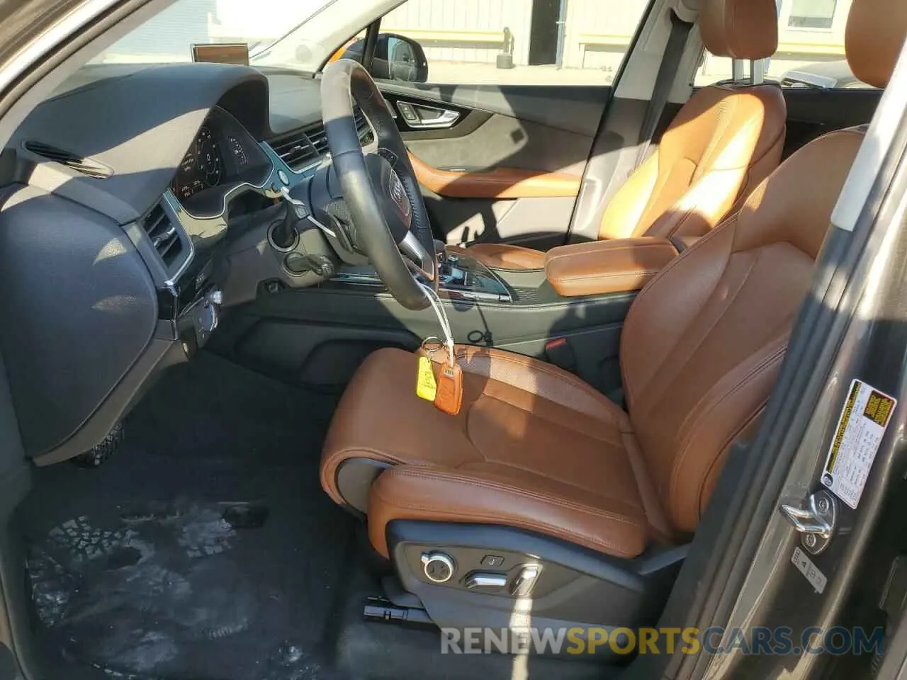 7 Photograph of a damaged car WA1VAAF71KD036508 AUDI Q7 2019