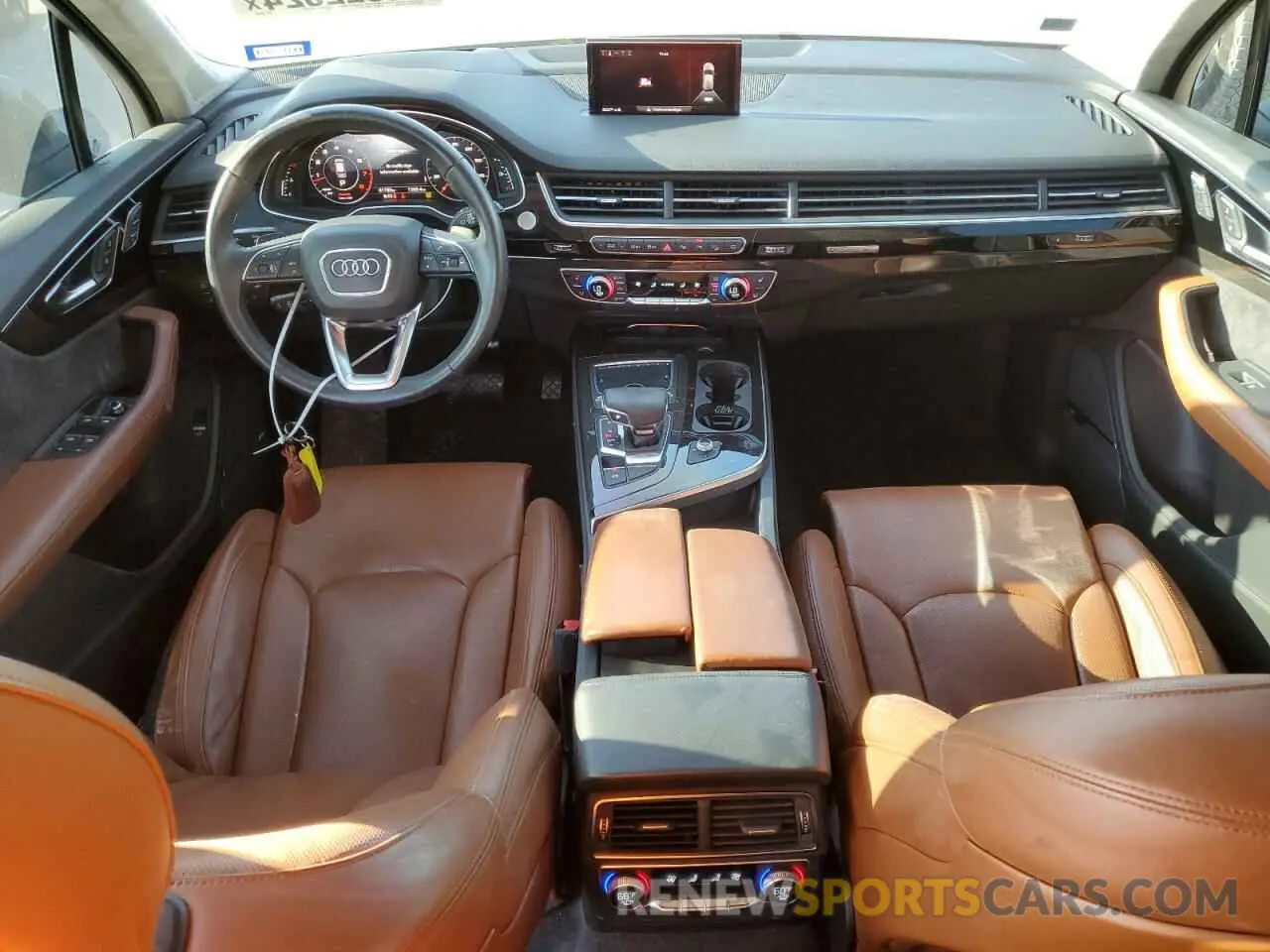 8 Photograph of a damaged car WA1VAAF71KD036508 AUDI Q7 2019