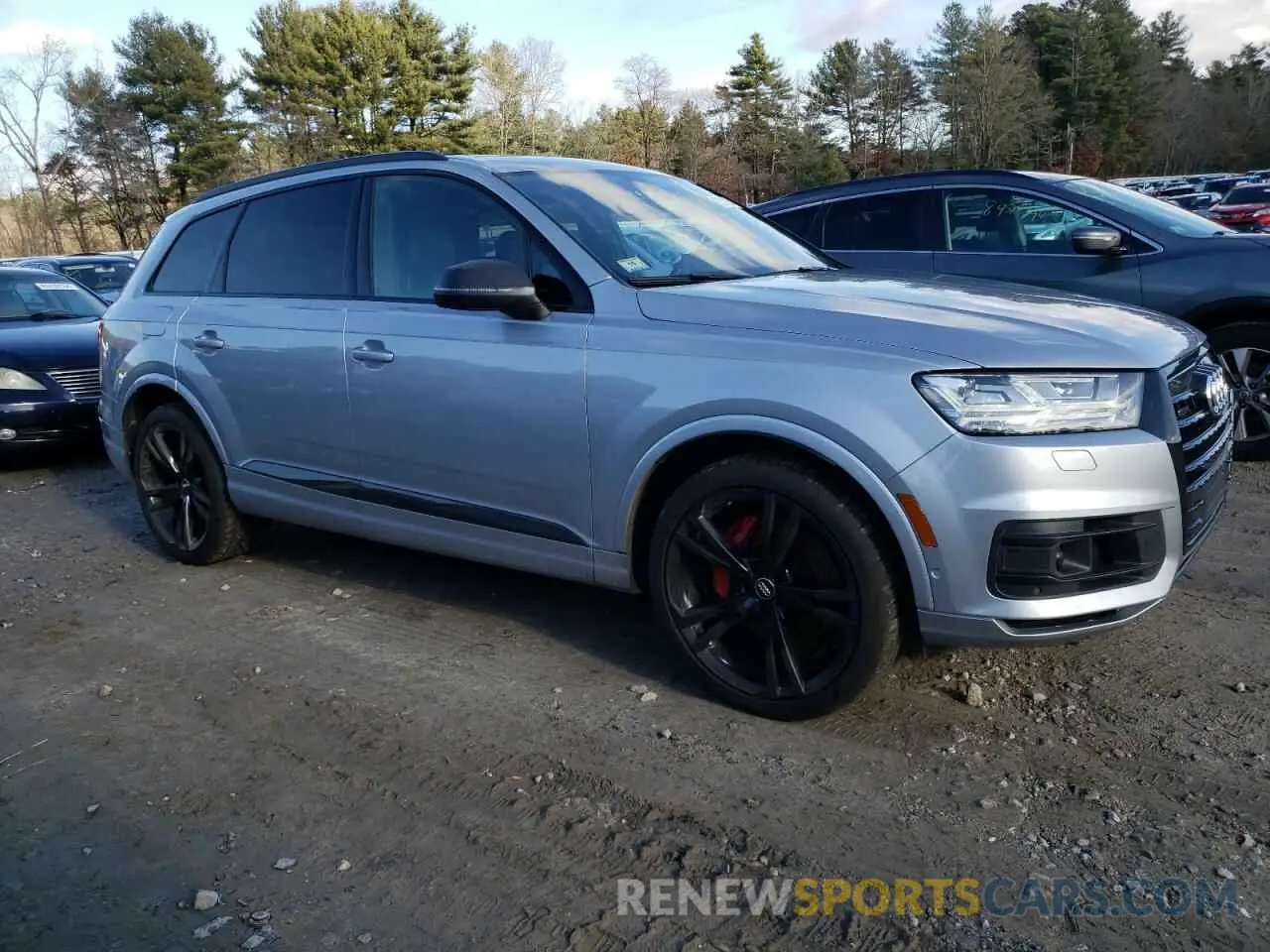 4 Photograph of a damaged car WA1VAAF71KD049727 AUDI Q7 2019