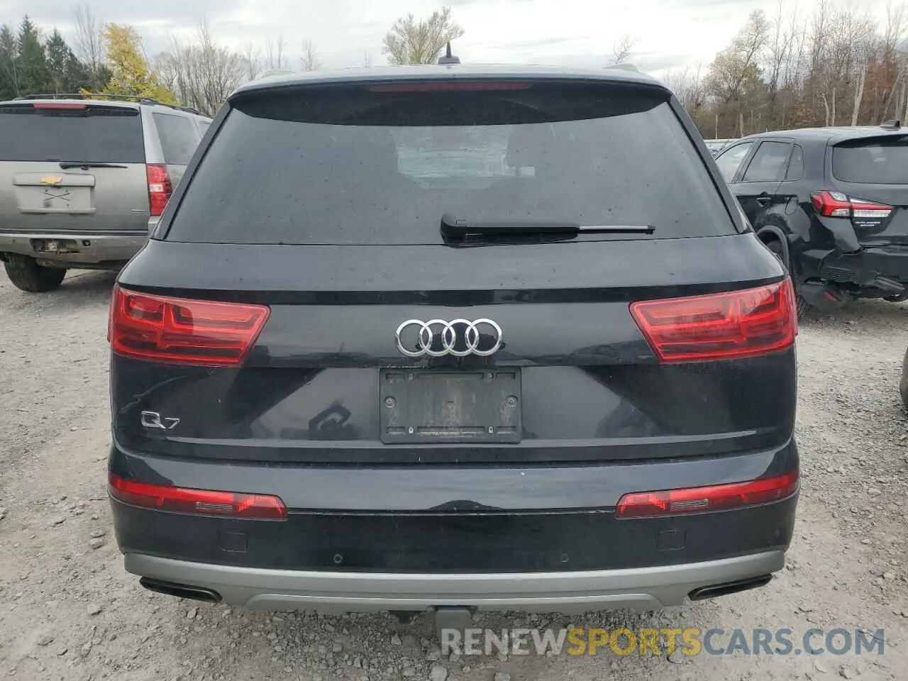 6 Photograph of a damaged car WA1VAAF72KD003999 AUDI Q7 2019