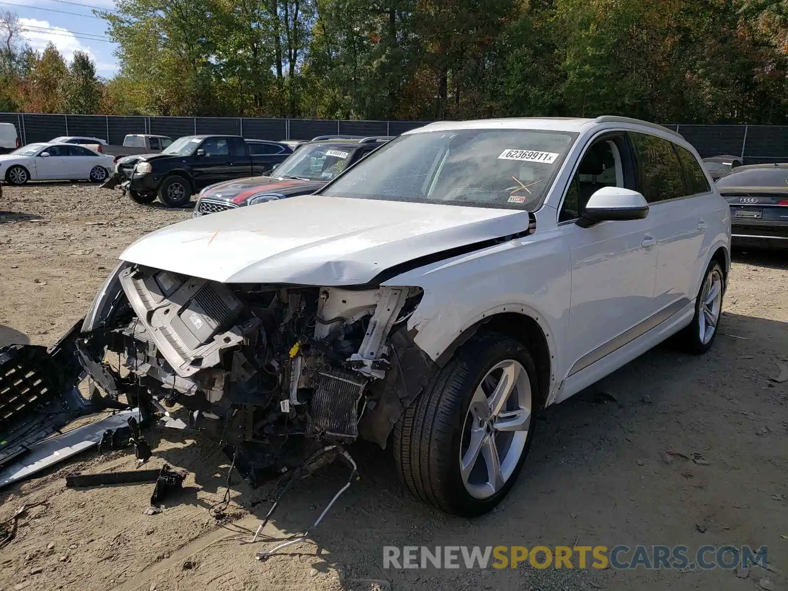 2 Photograph of a damaged car WA1VAAF72KD017885 AUDI Q7 2019