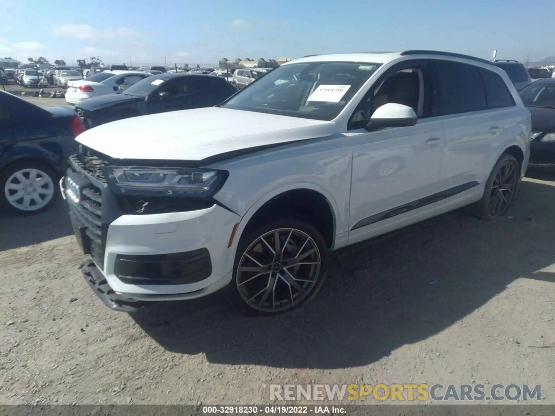 2 Photograph of a damaged car WA1VAAF72KD026277 AUDI Q7 2019