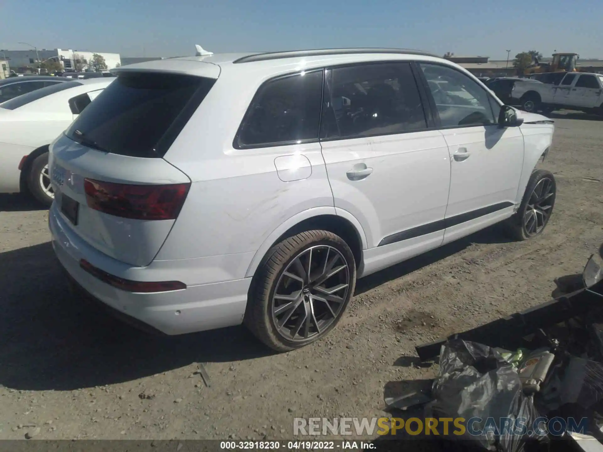 4 Photograph of a damaged car WA1VAAF72KD026277 AUDI Q7 2019