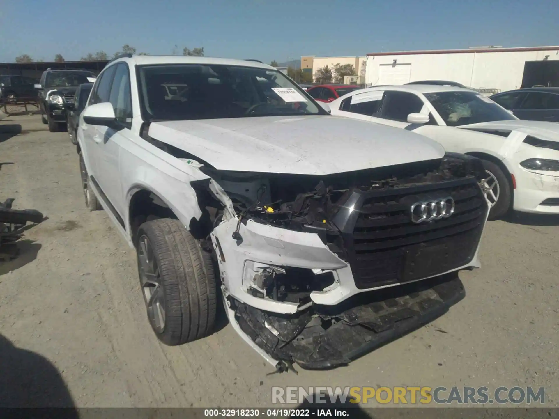 6 Photograph of a damaged car WA1VAAF72KD026277 AUDI Q7 2019