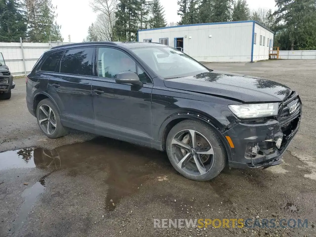4 Photograph of a damaged car WA1VAAF72KD038428 AUDI Q7 2019