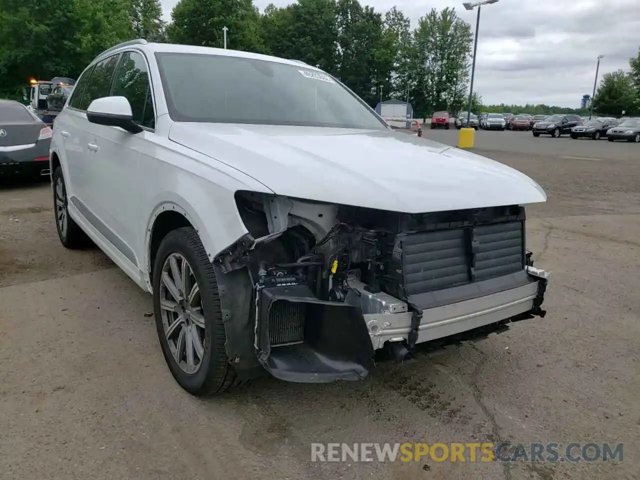 1 Photograph of a damaged car WA1VAAF73KD000433 AUDI Q7 2019