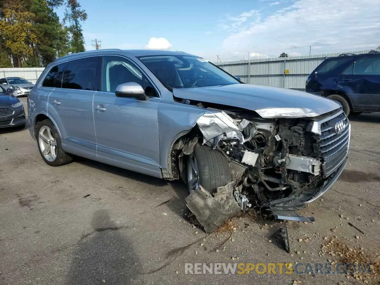 4 Photograph of a damaged car WA1VAAF74KD003938 AUDI Q7 2019