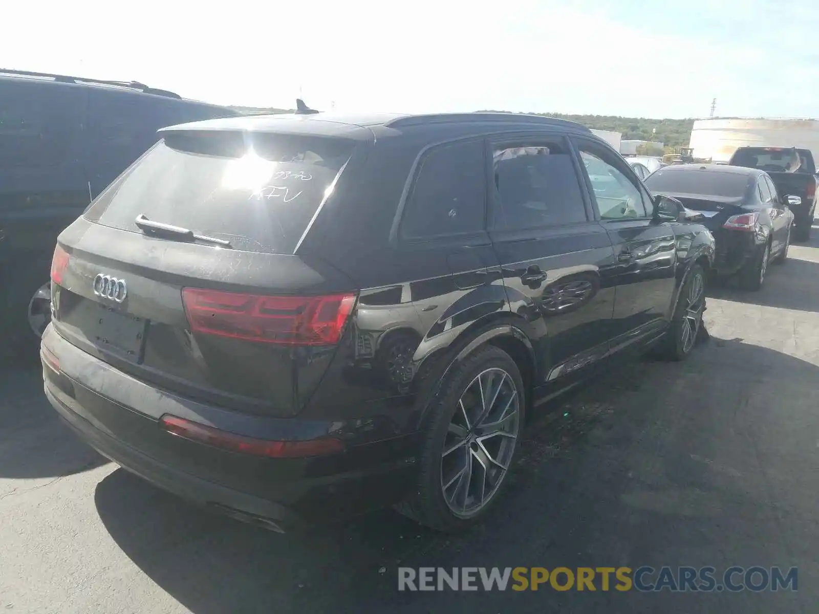 4 Photograph of a damaged car WA1VAAF74KD004099 AUDI Q7 2019