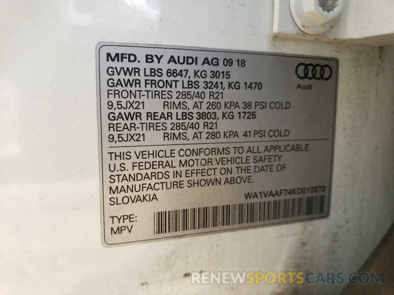 10 Photograph of a damaged car WA1VAAF74KD012073 AUDI Q7 2019