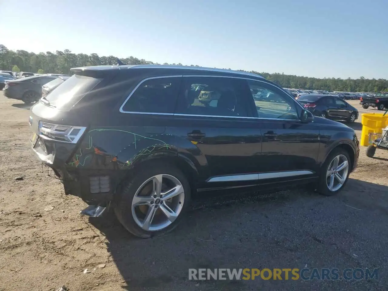 3 Photograph of a damaged car WA1VAAF74KD026605 AUDI Q7 2019