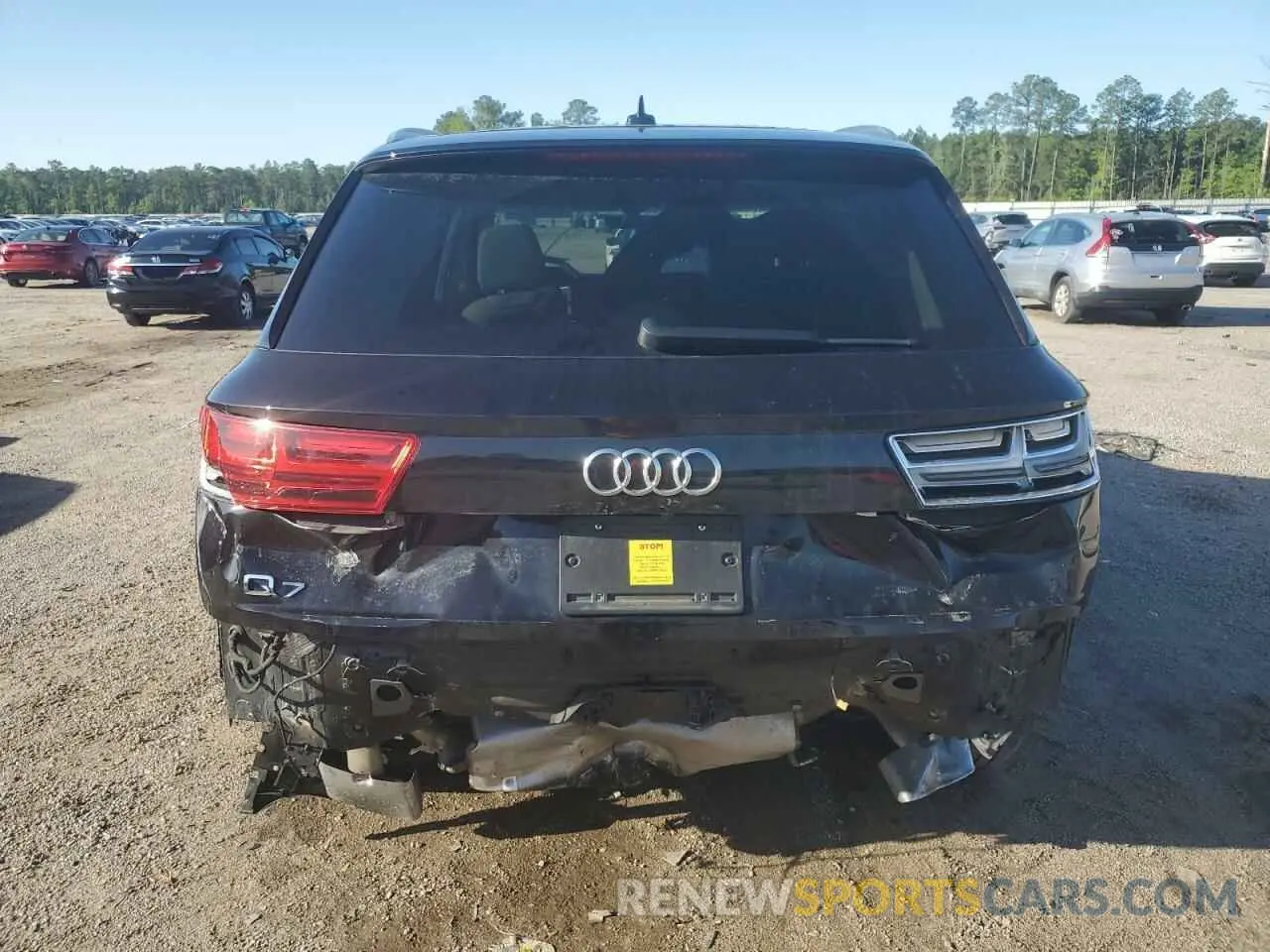 6 Photograph of a damaged car WA1VAAF74KD026605 AUDI Q7 2019