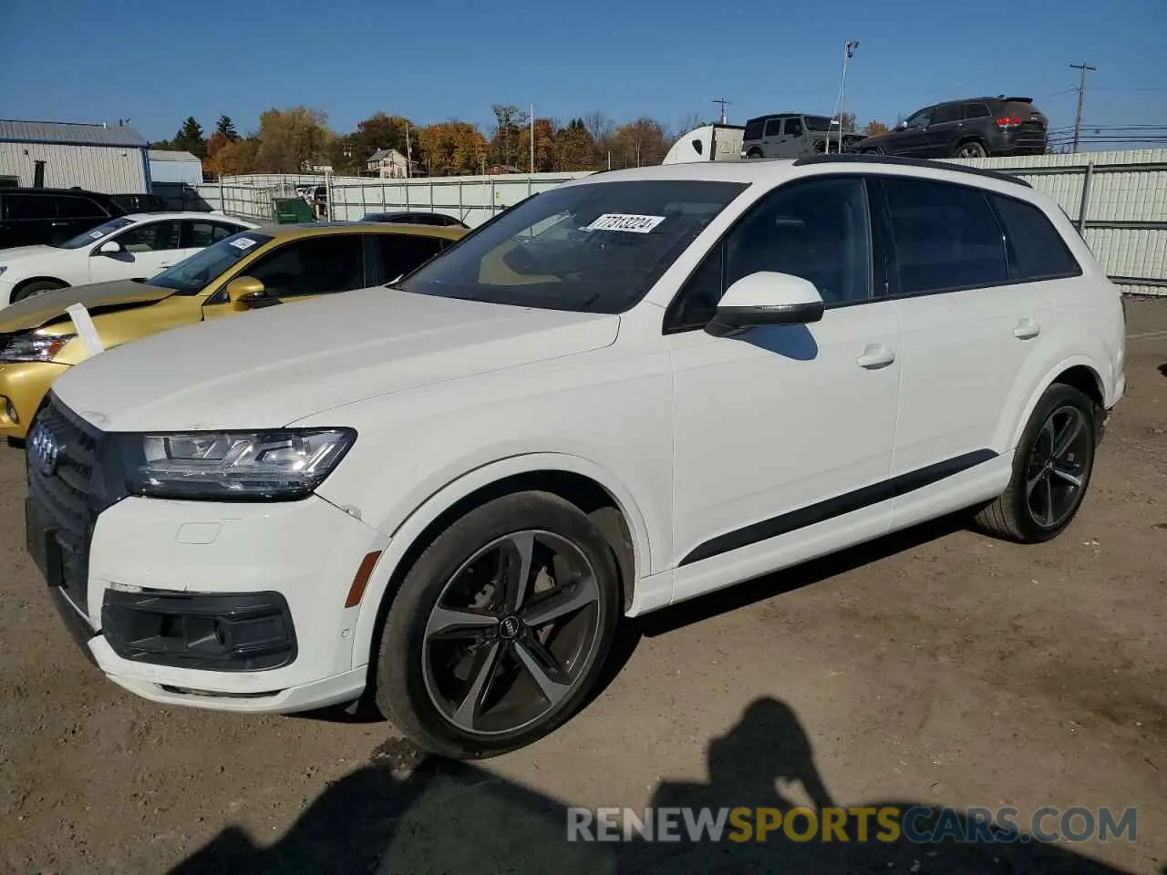 1 Photograph of a damaged car WA1VAAF74KD028712 AUDI Q7 2019