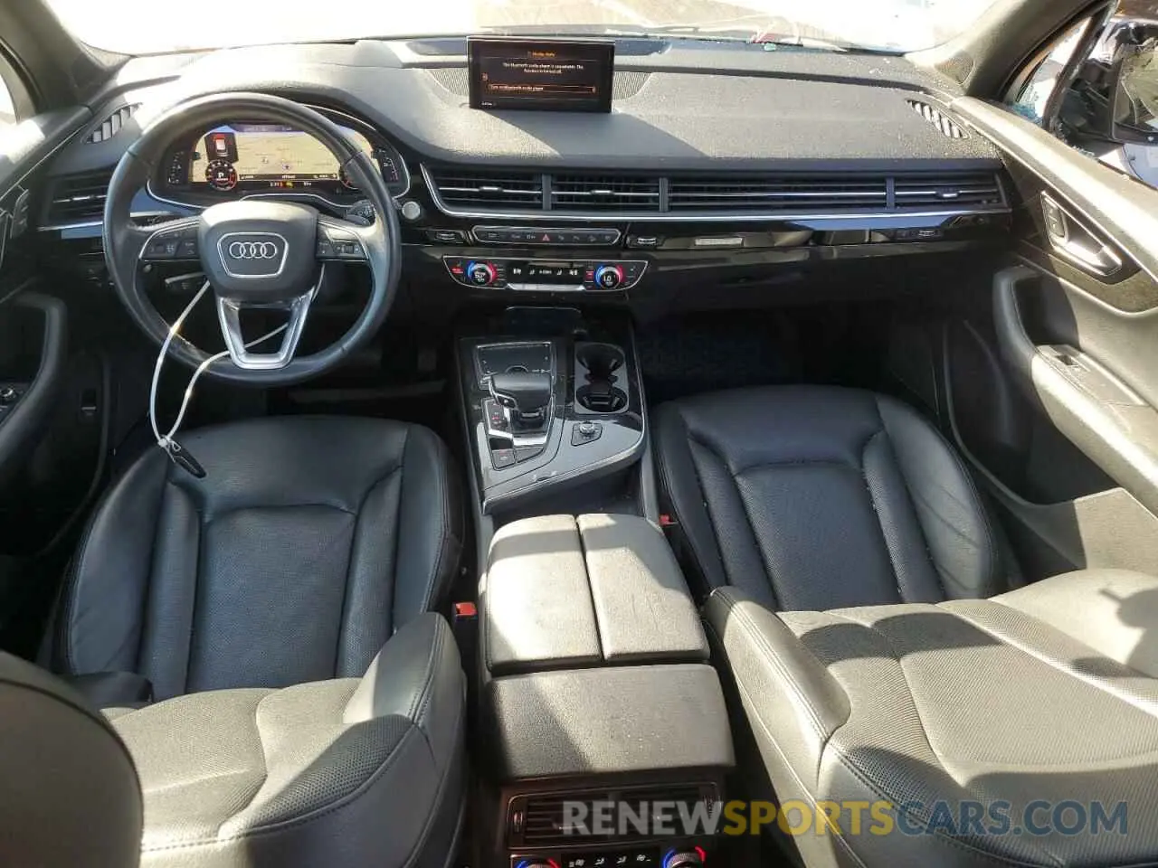 8 Photograph of a damaged car WA1VAAF74KD028712 AUDI Q7 2019