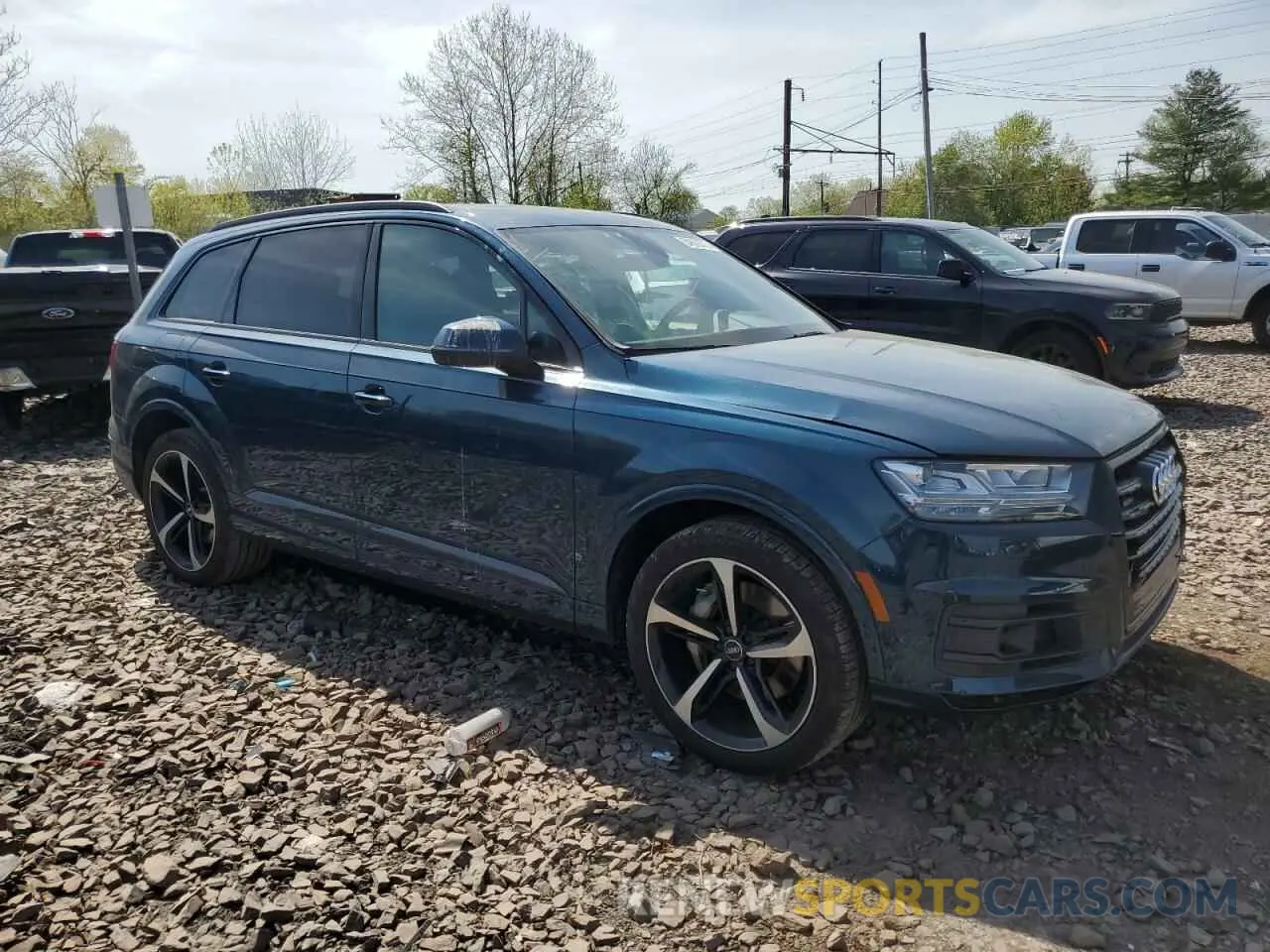 4 Photograph of a damaged car WA1VAAF74KD037247 AUDI Q7 2019
