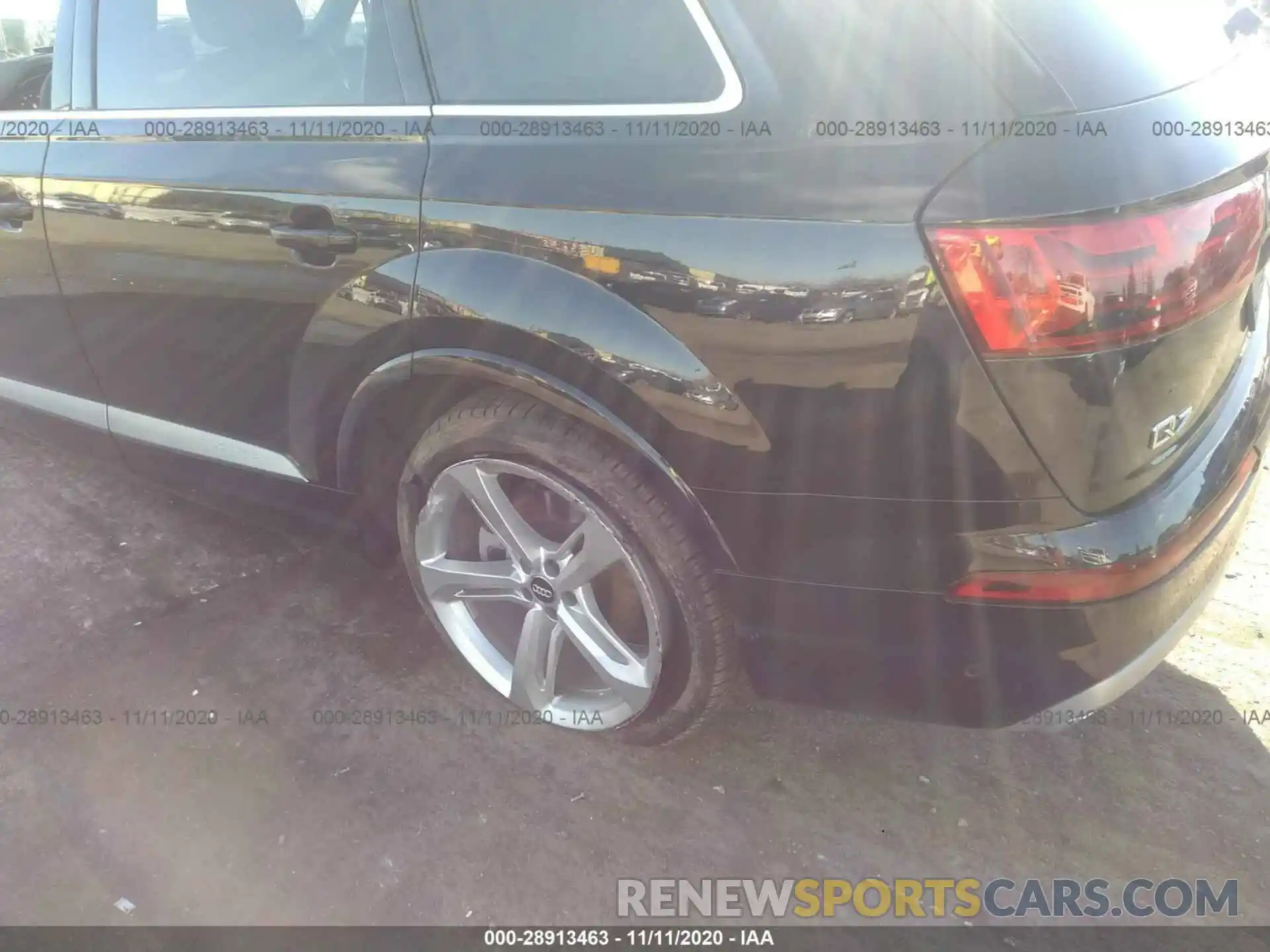 6 Photograph of a damaged car WA1VAAF75KD000076 AUDI Q7 2019