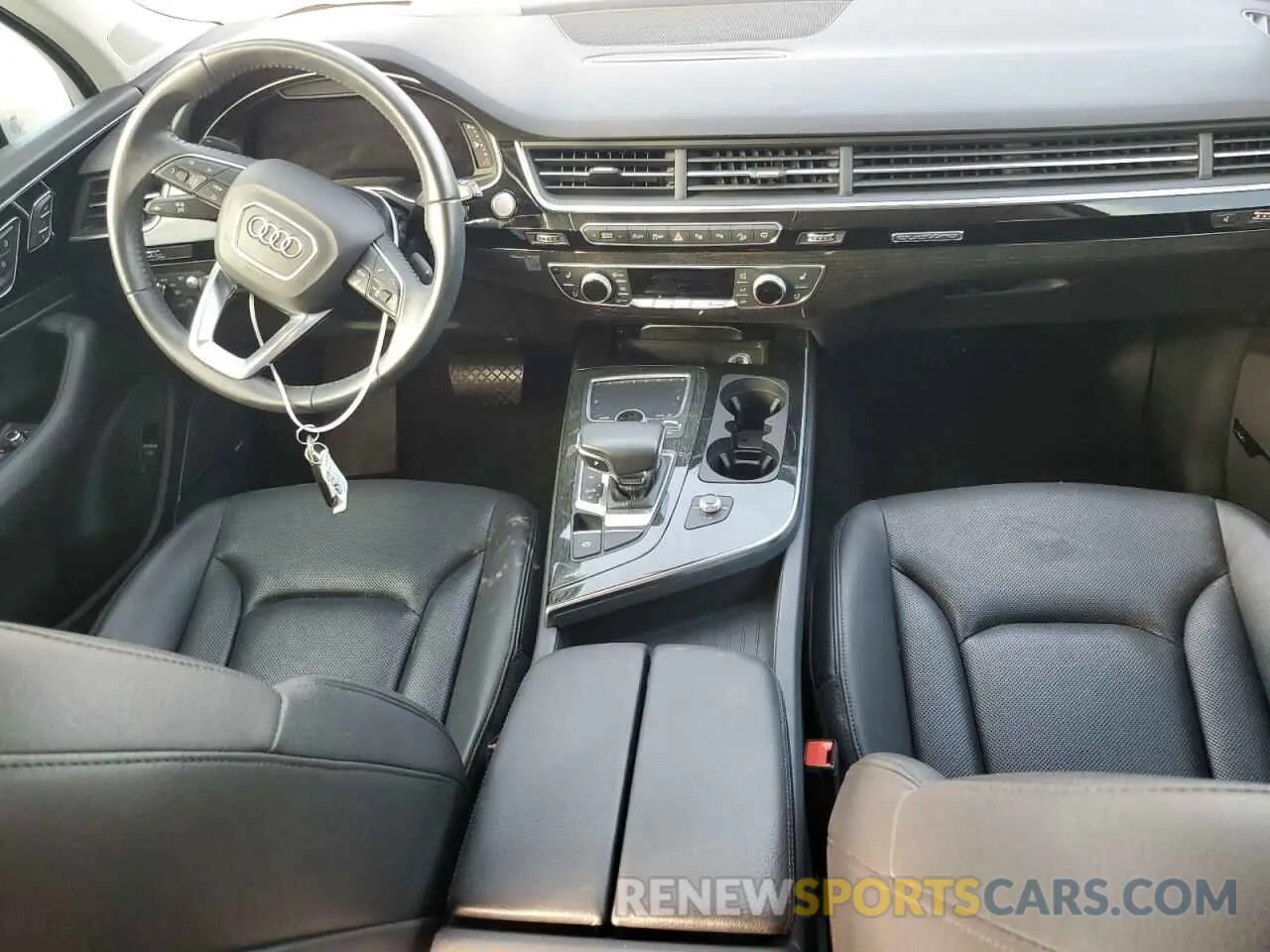 8 Photograph of a damaged car WA1VAAF75KD004953 AUDI Q7 2019