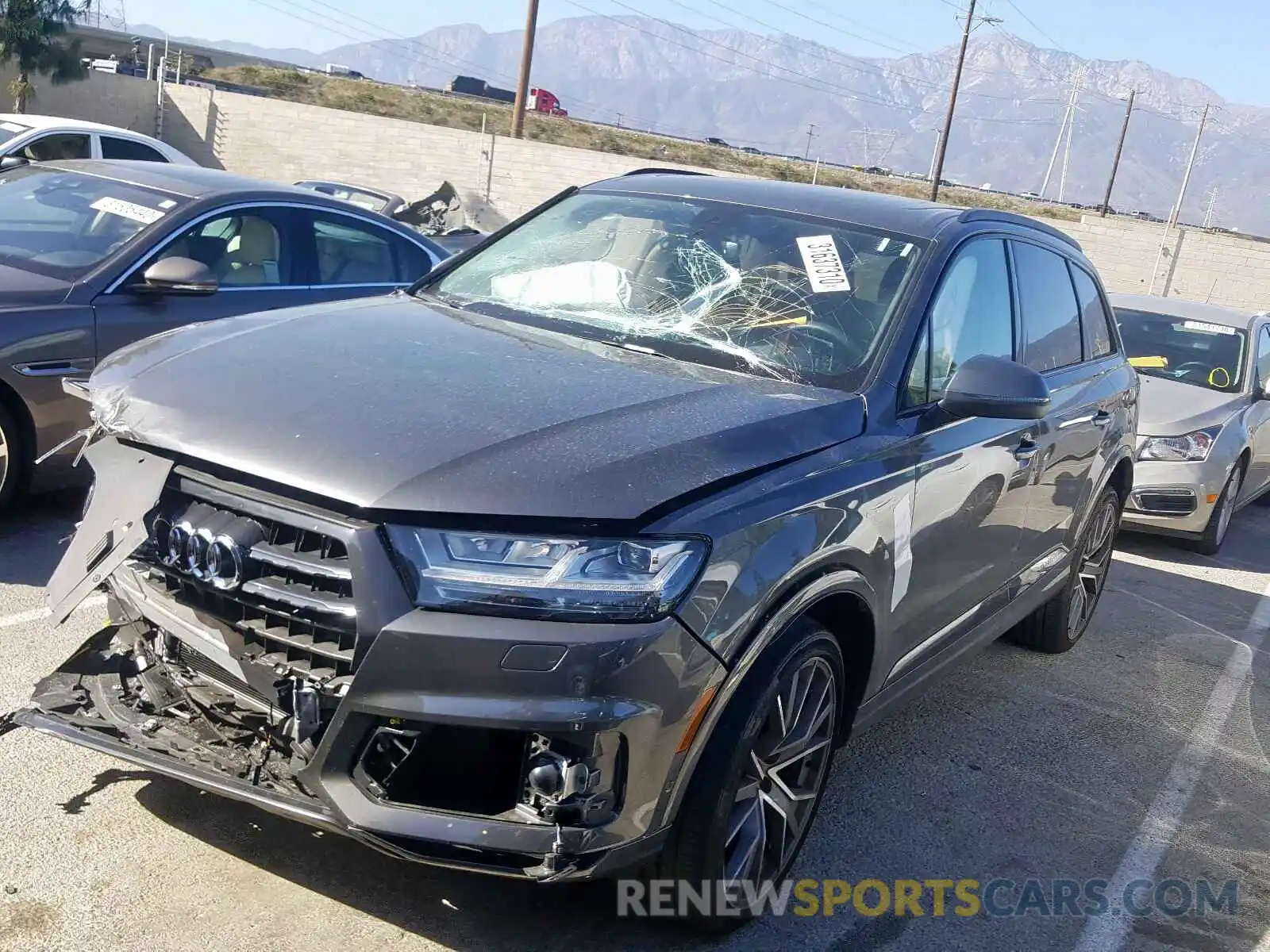 2 Photograph of a damaged car WA1VAAF75KD009313 AUDI Q7 2019