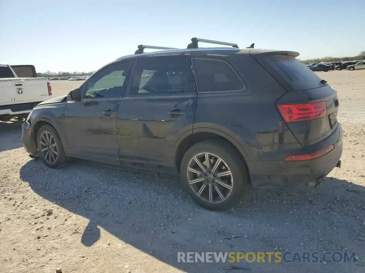 2 Photograph of a damaged car WA1VAAF75KD014138 AUDI Q7 2019