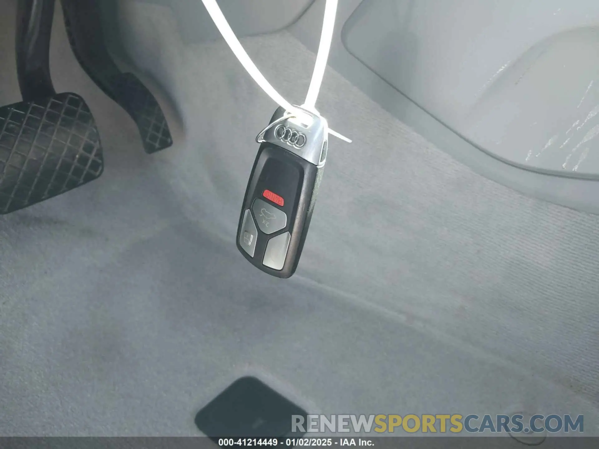 11 Photograph of a damaged car WA1VAAF75KD047401 AUDI Q7 2019