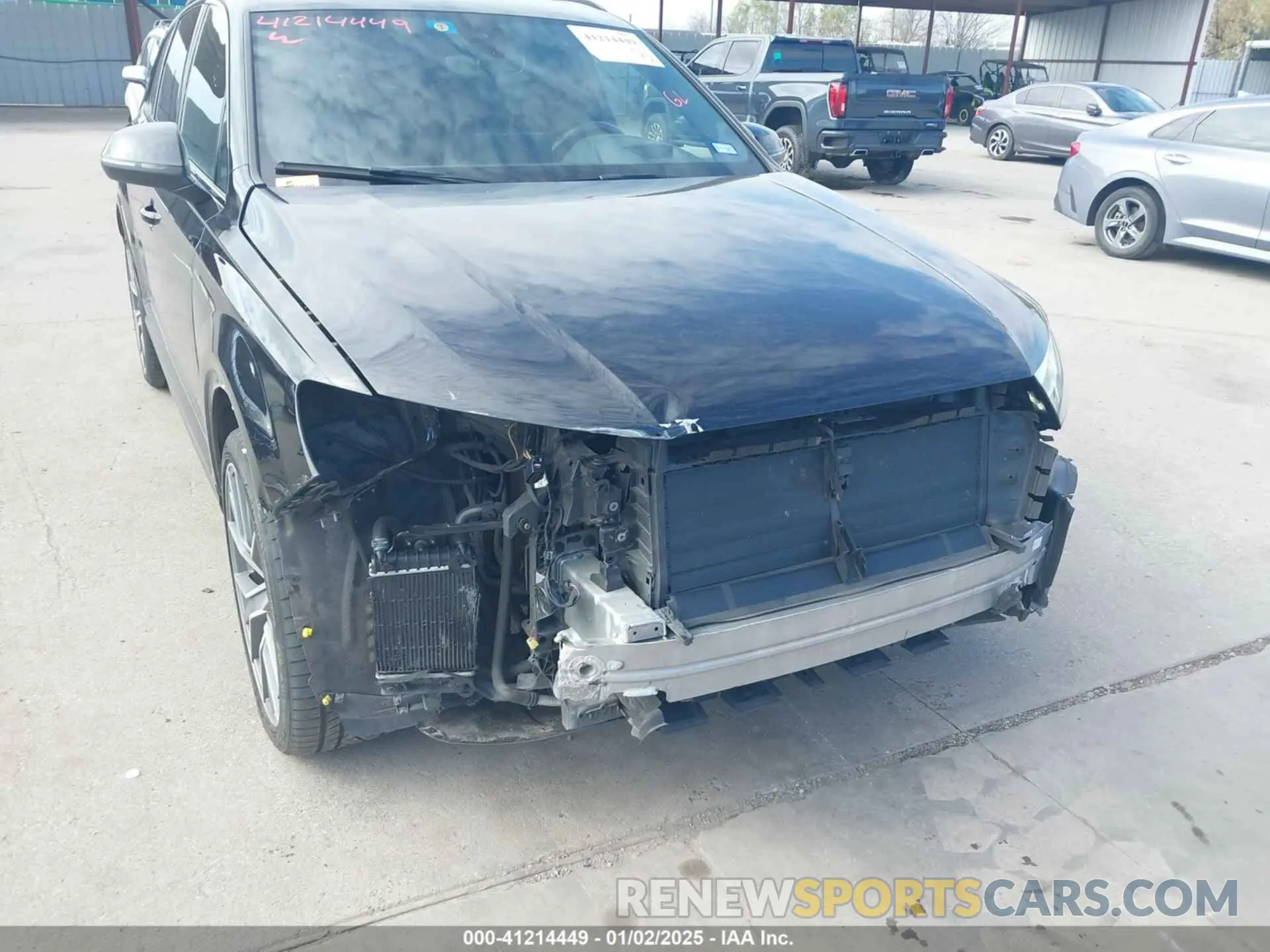 6 Photograph of a damaged car WA1VAAF75KD047401 AUDI Q7 2019