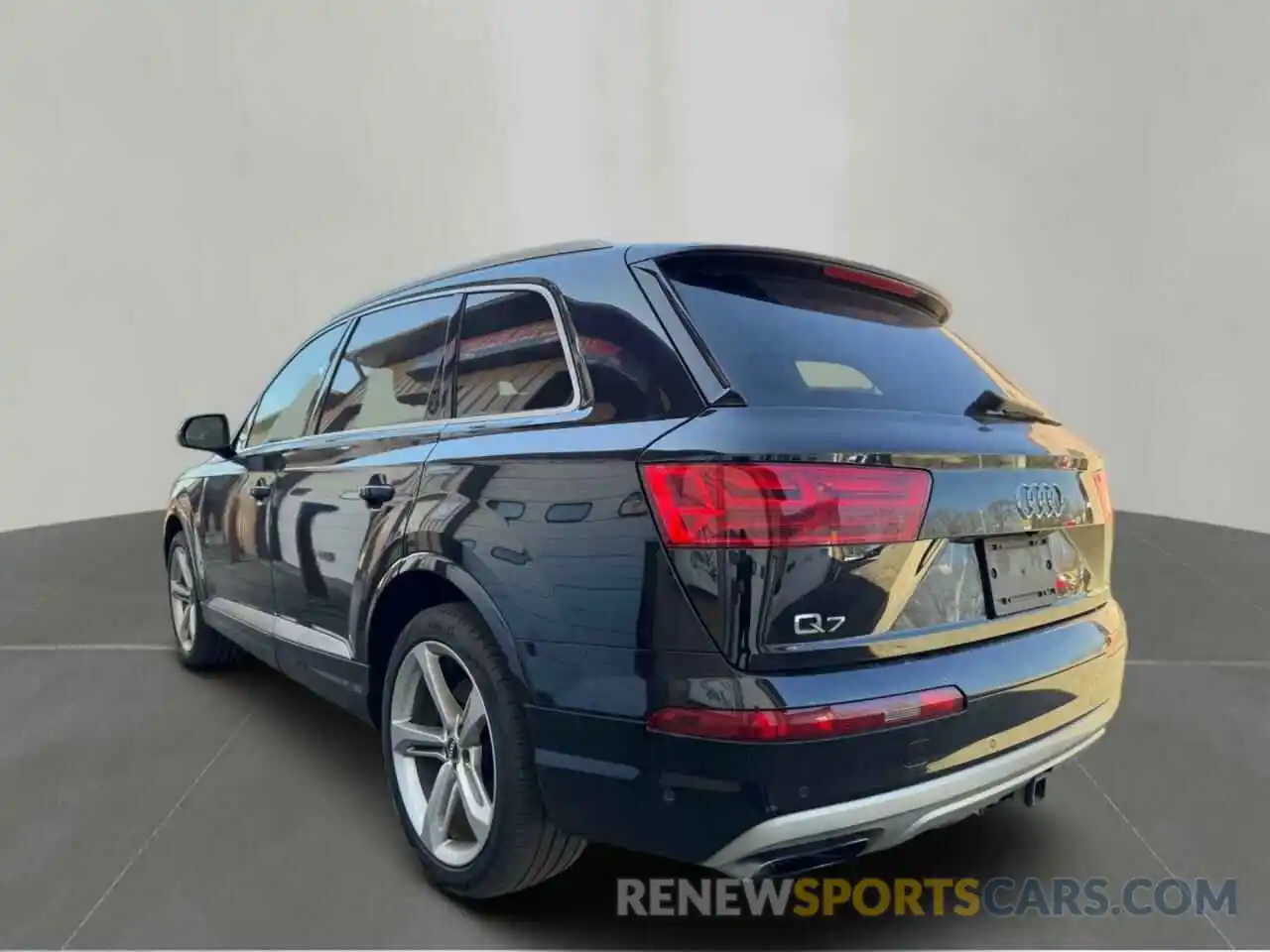 3 Photograph of a damaged car WA1VAAF76KD010048 AUDI Q7 2019