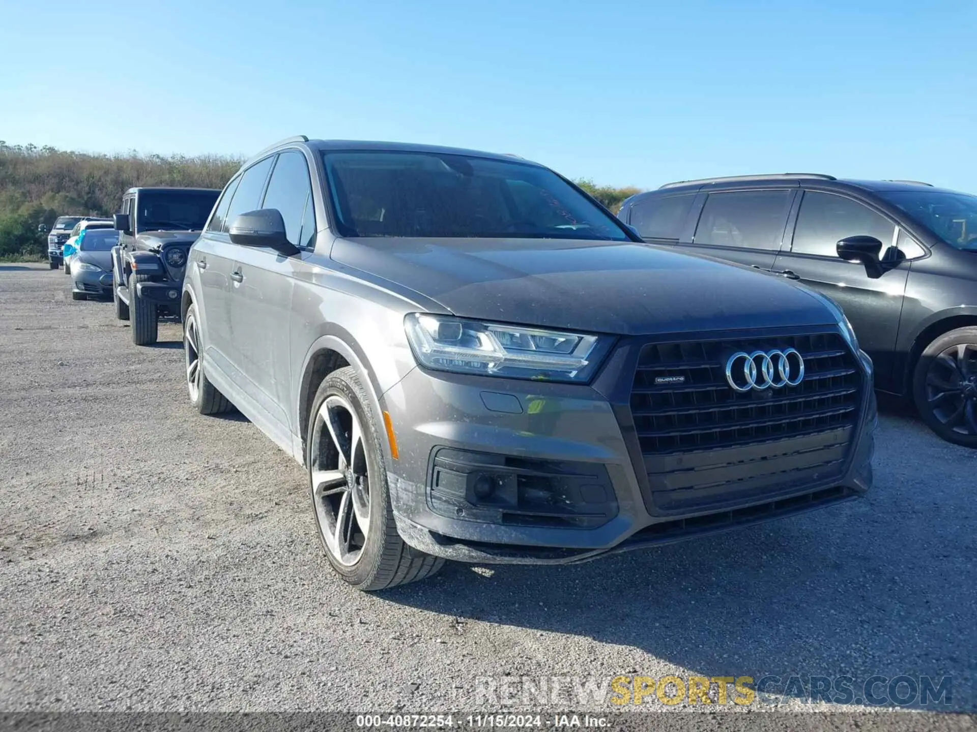 1 Photograph of a damaged car WA1VAAF76KD032924 AUDI Q7 2019