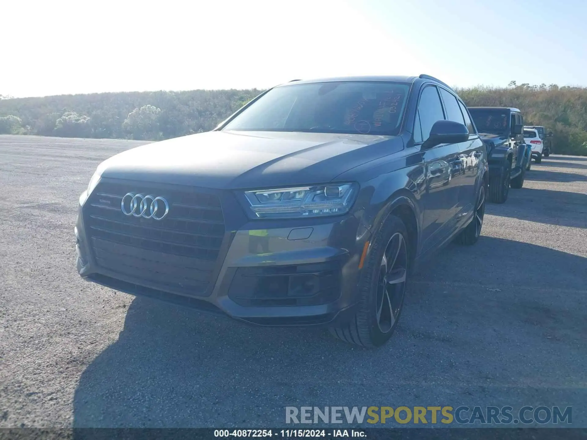 2 Photograph of a damaged car WA1VAAF76KD032924 AUDI Q7 2019
