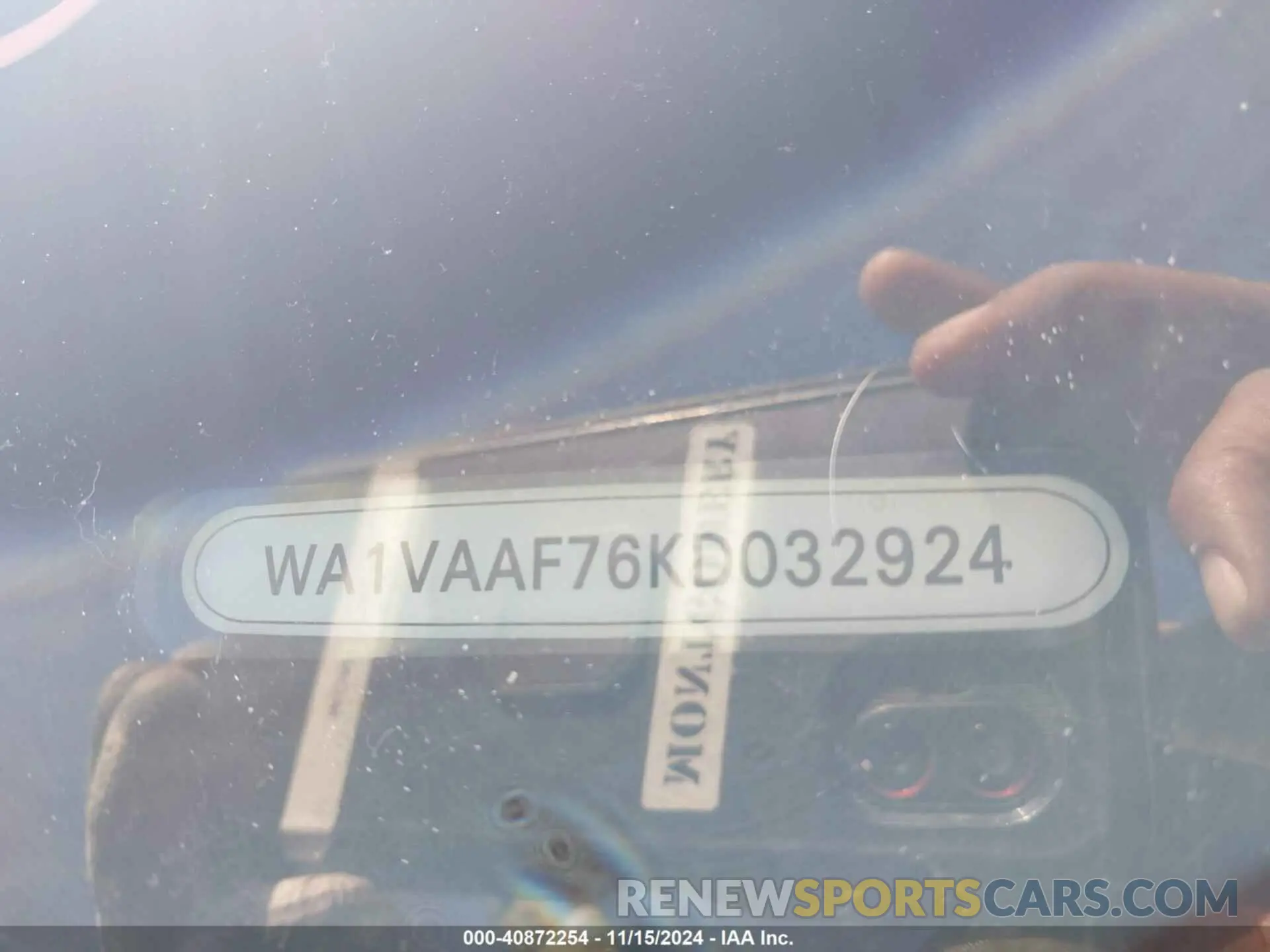 9 Photograph of a damaged car WA1VAAF76KD032924 AUDI Q7 2019