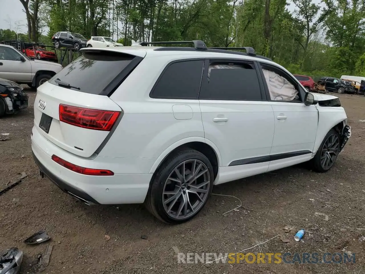 3 Photograph of a damaged car WA1VAAF76KD033457 AUDI Q7 2019