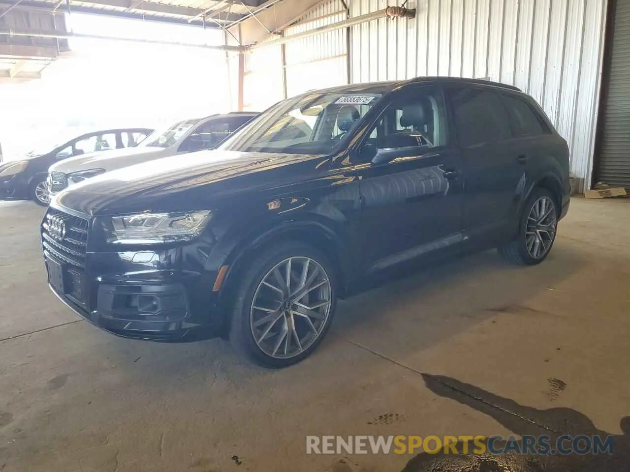 1 Photograph of a damaged car WA1VAAF76KD038075 AUDI Q7 2019