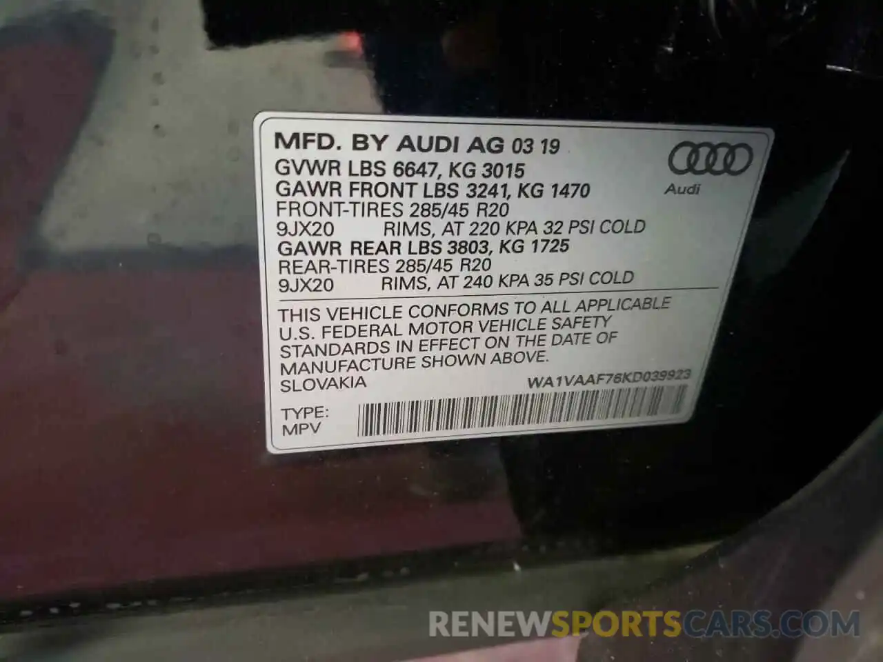 10 Photograph of a damaged car WA1VAAF76KD039923 AUDI Q7 2019