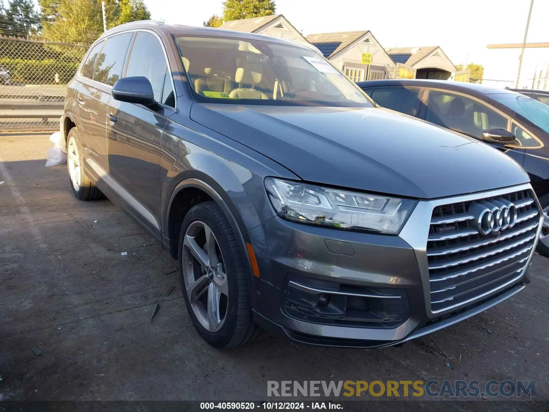 1 Photograph of a damaged car WA1VAAF77KD011872 AUDI Q7 2019