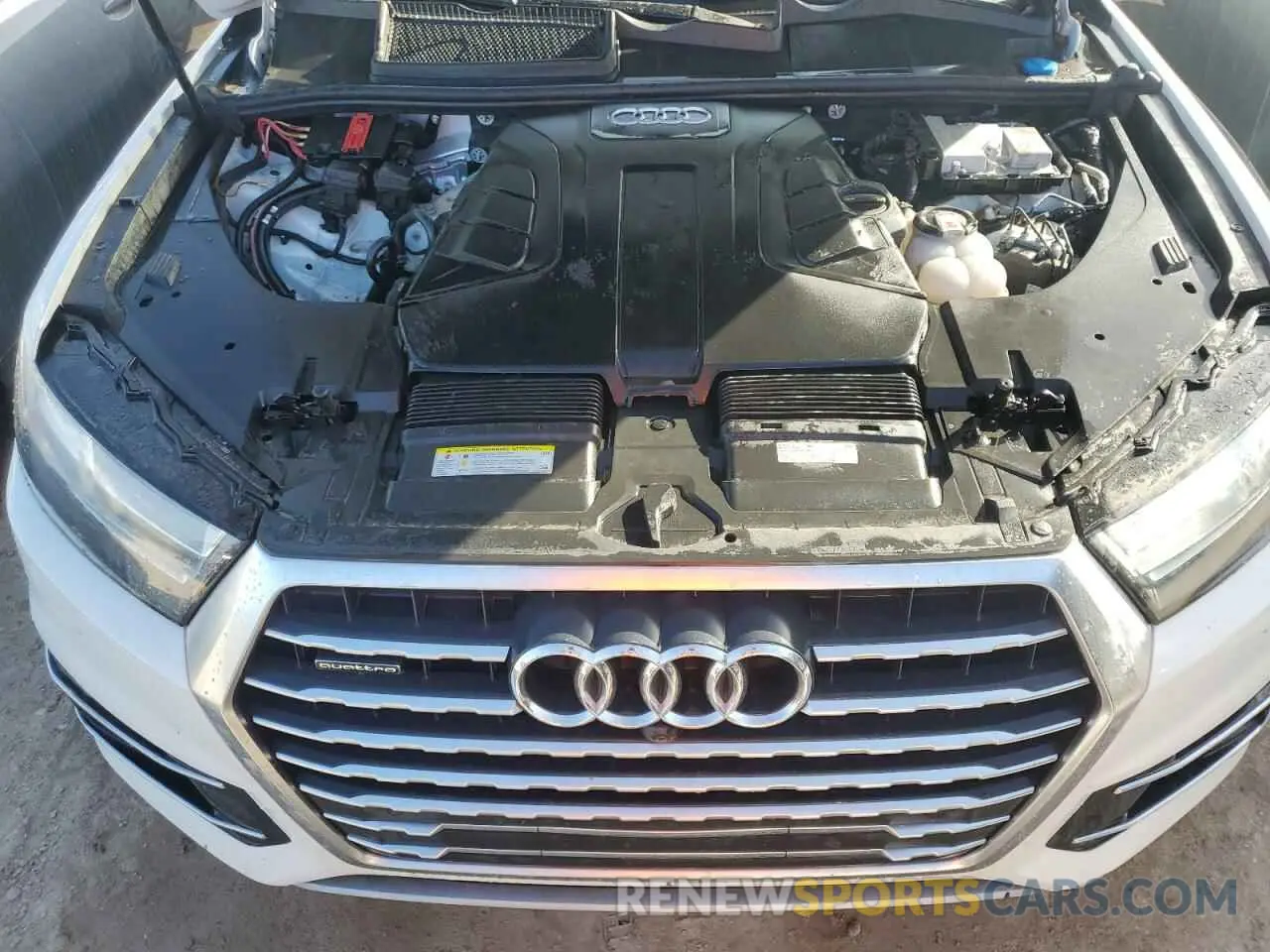 12 Photograph of a damaged car WA1VAAF77KD022337 AUDI Q7 2019